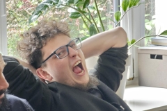 3563